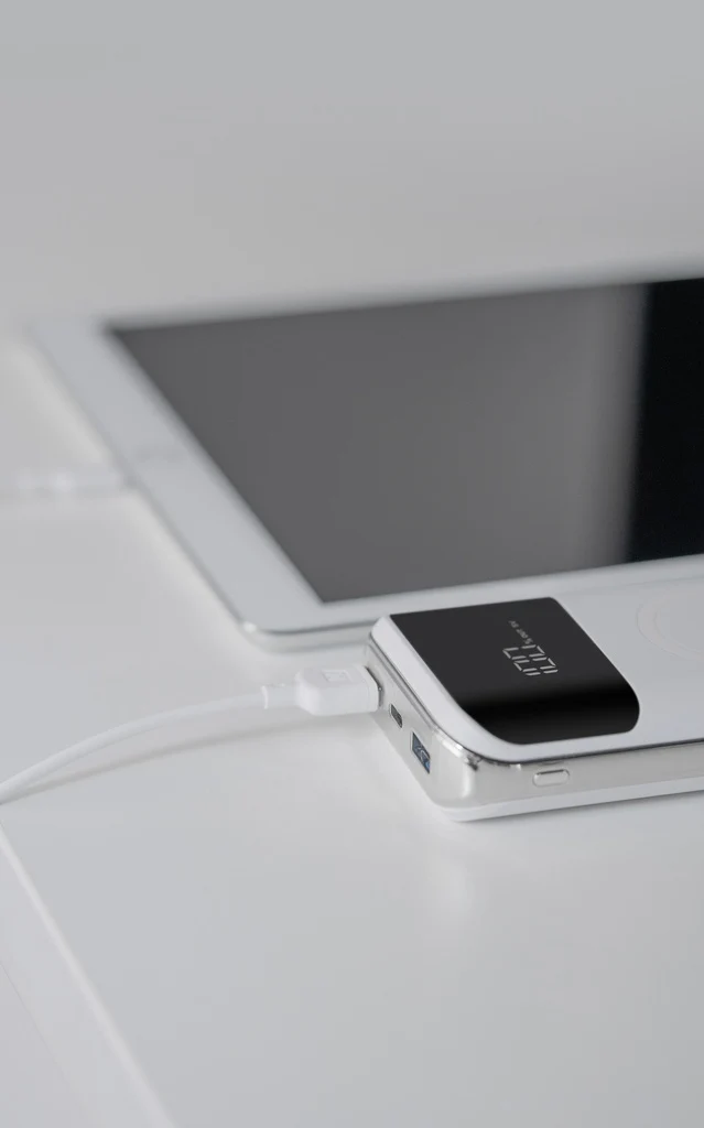 Momax Q.Power Air 2+ 20000mAh Wireless Power Bank - Image 5