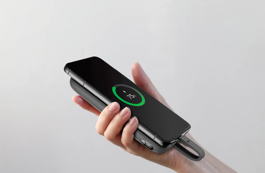 Momax Ipower Pd 3 10000mAh Battery Pack - Image 3