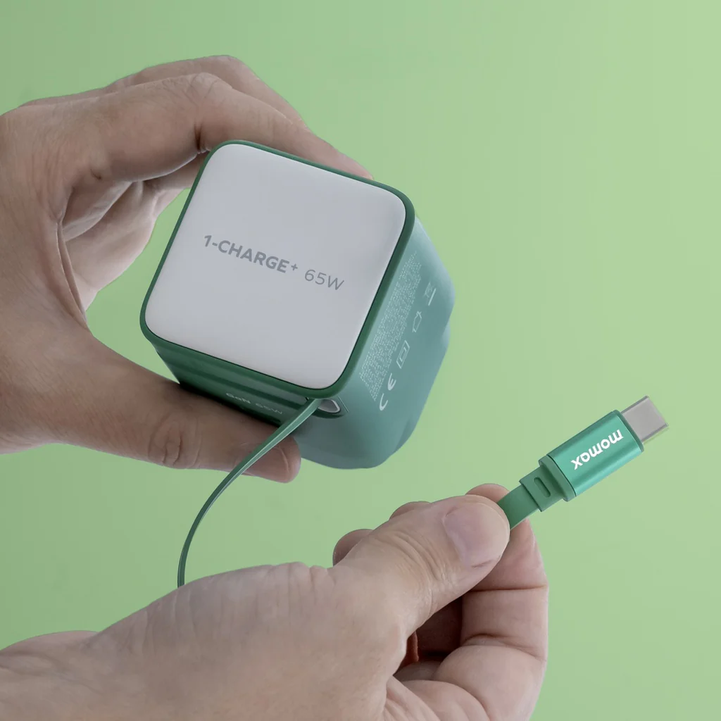 Momax 1-charge 65w GaN 1 Port Charger With Built-in USB-C CABLE - Image 5