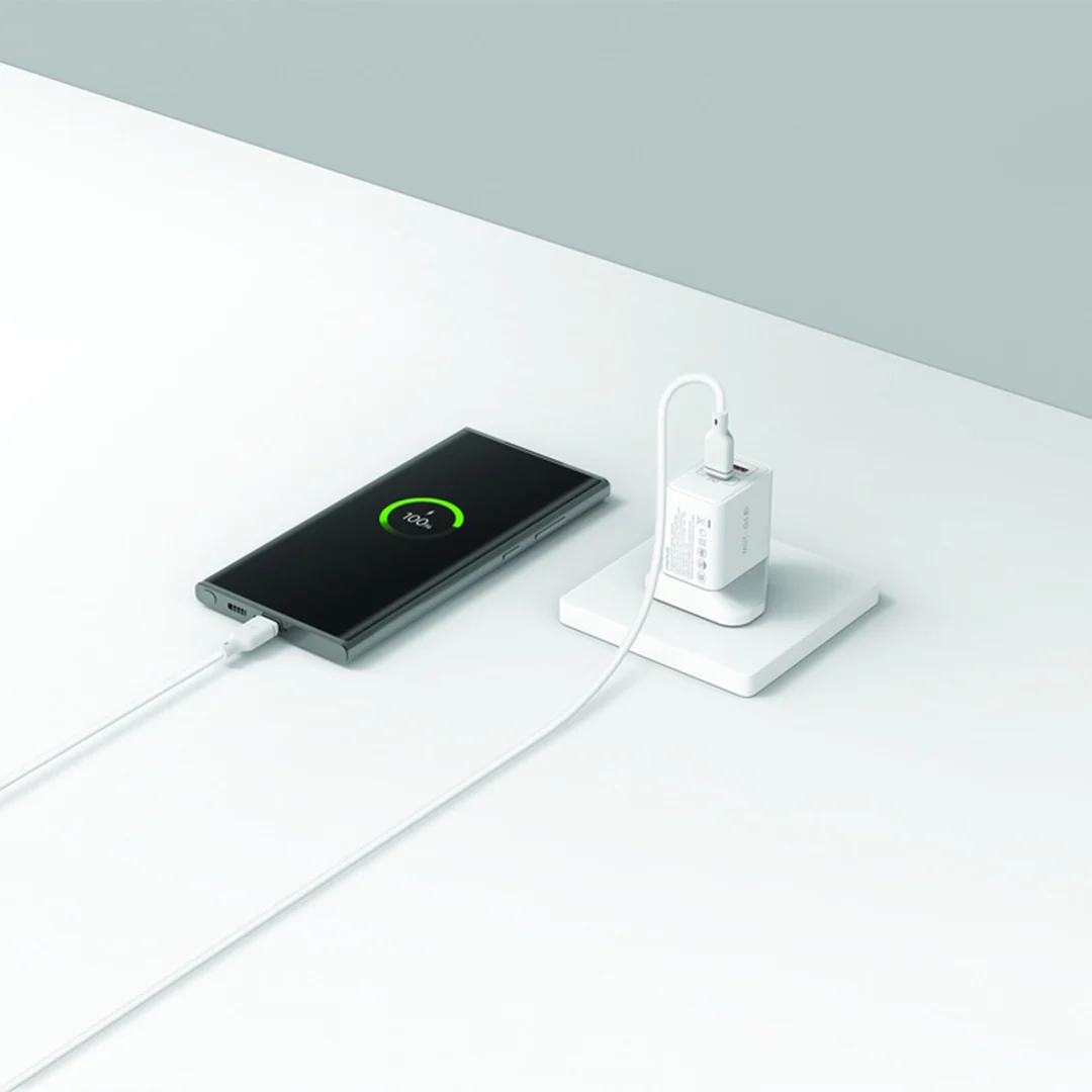 Momax Oneplug 2-port 25w Wall Charger - Image 3